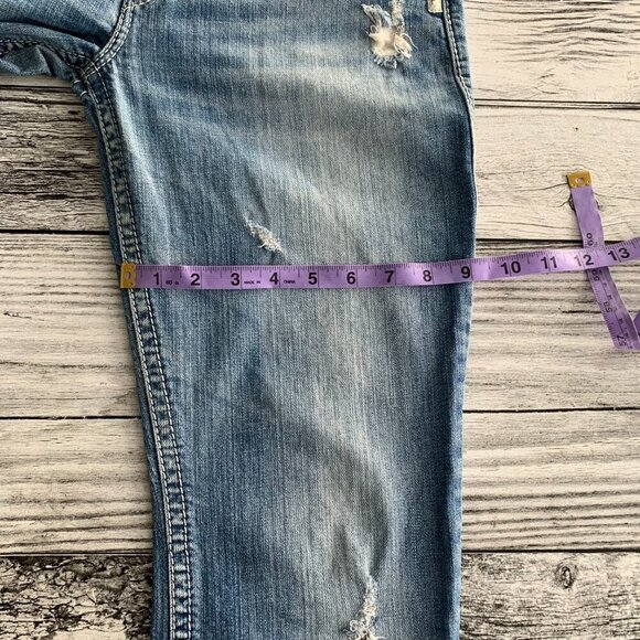 Vintage Silver Tuesday Low Rise Bootcut Distressed Light Wash Denim Flare Jeans - Picture 13 of 16